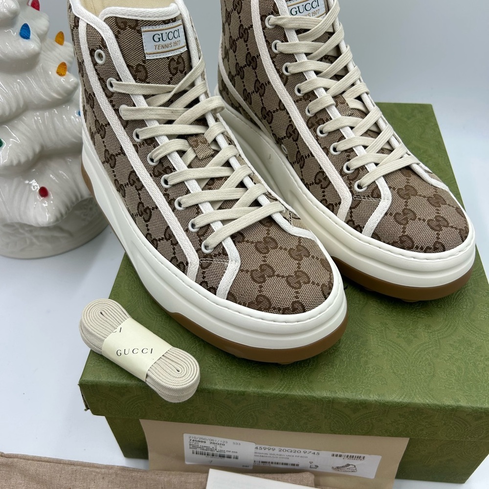 Men's Gucci  tennis 1977 high top canvas sneakers size 9, made in Italy - Picture 3 of 9